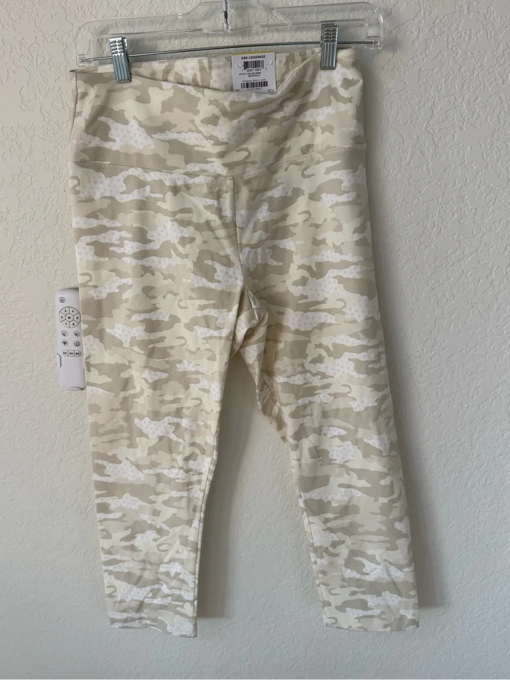 Style & Co. Beige and Cream Camo Leggings - Picture 1 of 4